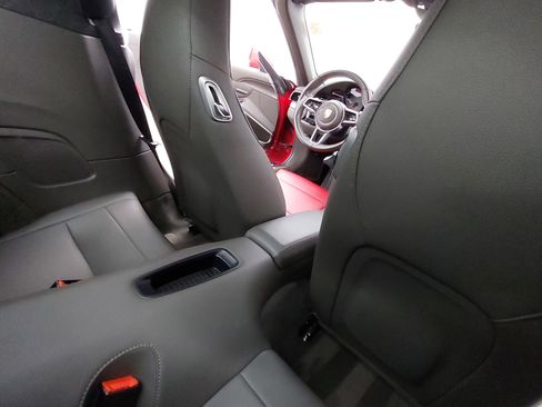 Certified 2019 Porsche 911 Targa 4S image 13