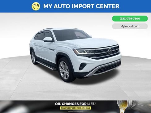 Used 2020 Volkswagen Atlas Cross Sport SE w/ Towing Package AWD/4WD image 1