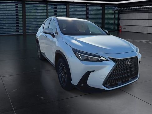Certified 2025 Lexus NX 350 AWD w/ Accessory Package (K3) image 4