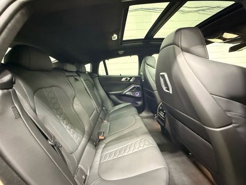 Used 2025 BMW X6 M Competition w/ Executive Package image 59