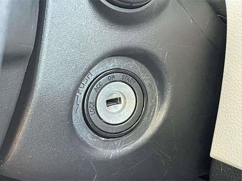 Used 2023 Toyota Corolla LE image 87