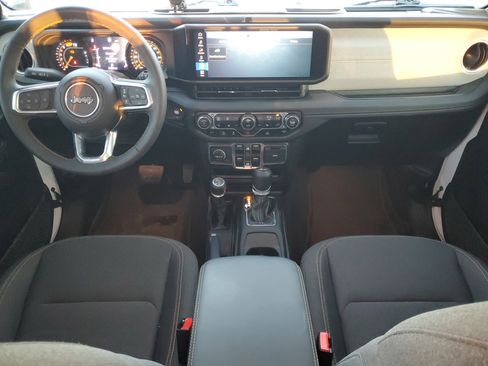 Used 2024 Jeep Wrangler Sahara image 16