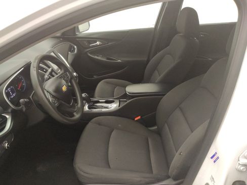 Used 2018 Chevrolet Malibu LS w/ LPO, Convenience Package 1 FWD image 17