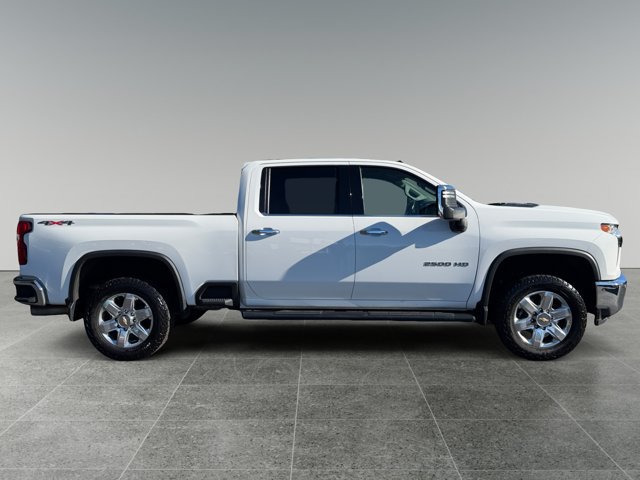 Used 2022 Chevrolet Silverado 2500 LTZ w/ LTZ Premium Package AWD/4WD image 6