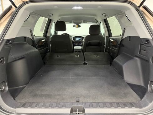 Used 2018 GMC Terrain SLE w/ Driver Convenience Package image 24