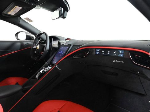 Used 2024 Ferrari Roma image 16