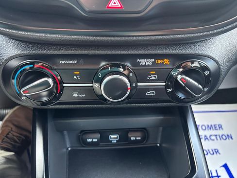 Used 2021 Kia Soul FWD image 20