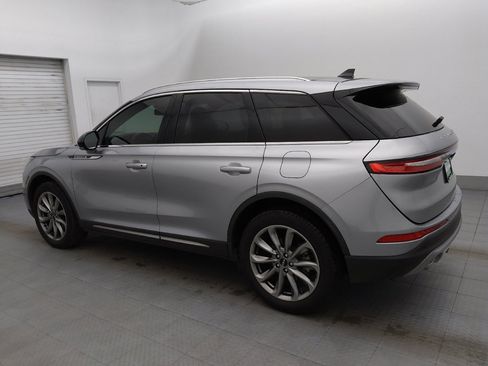 Used 2022 Lincoln Corsair w/ Premium Package image 3