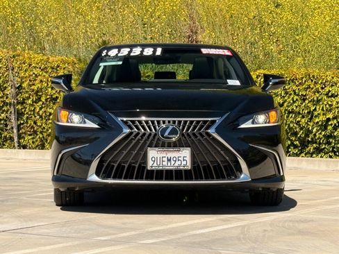 Certified 2025 Lexus ES 350 w/ Accessory Package (Z1) image 5