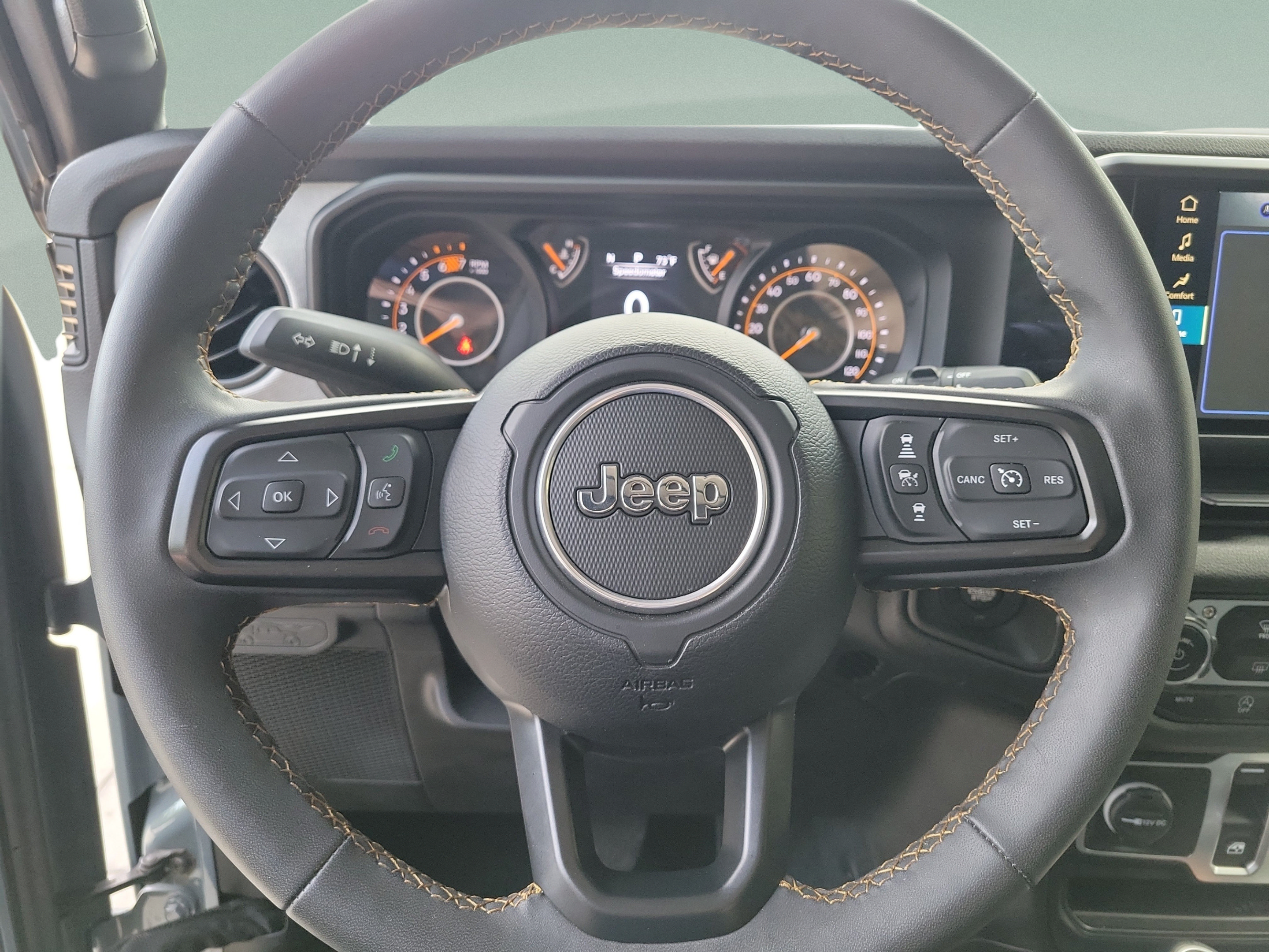 Certified 2024 Jeep Wrangler Sport AWD/4WD image 16