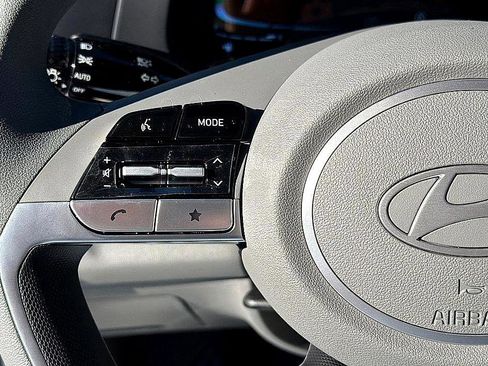 New 2026 Hyundai Elantra SE image 11