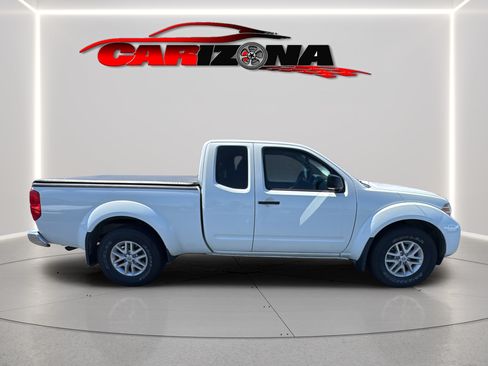 Used 2017 Nissan Frontier SV RWD image 4