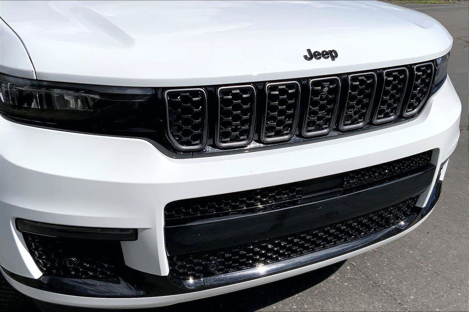 Certified 2024 Jeep Grand Cherokee L Summit w/ High Altitude Package AWD/4WD image 31
