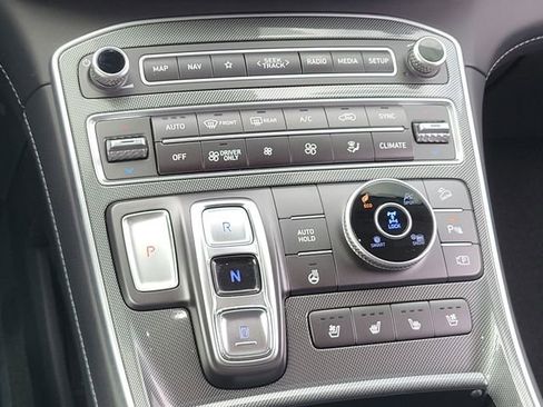 Used 2022 Hyundai Santa Fe Limited AWD/4WD image 14