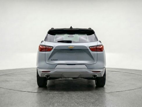 Used 2025 Chevrolet Blazer LT FWD image 7