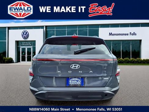 Used 2025 Hyundai Kona SEL AWD/4WD image 6