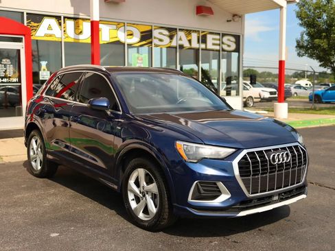 Used 2022 Audi Q3 2.0T Premium w/ Convenience Package AWD/4WD image 3