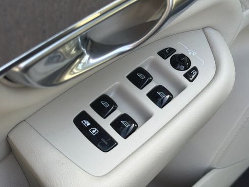 Certified 2023 Volvo XC90 B5 Plus w/ Protection Package Premier image 26