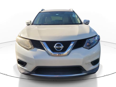 Used 2016 Nissan Rogue SV FWD image 2