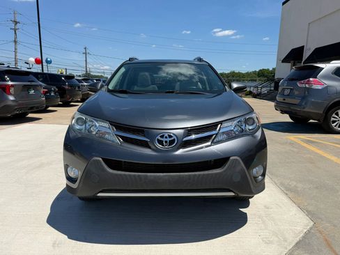 Used 2013 Toyota RAV4 XLE AWD/4WD image 2