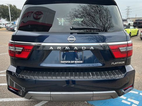Used 2024 Nissan Armada Platinum w/ Captain's Chairs Package image 4