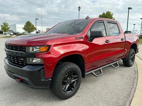 Used 2021 Chevrolet Silverado 1500 Custom Trail Boss w/ Safety Confidence Package AWD/4WD image 3