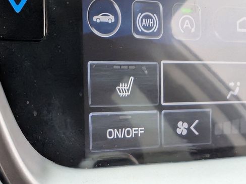 Used 2025 Subaru Outback Premium image 17