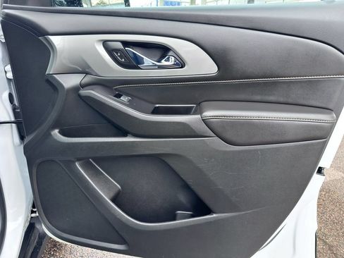 Used 2020 Chevrolet Traverse LT w/ LPO, Floor Liner Package AWD/4WD image 28