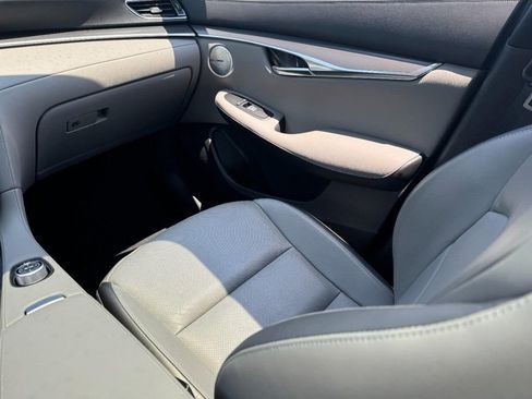 Used 2024 INFINITI QX50 Luxe image 16