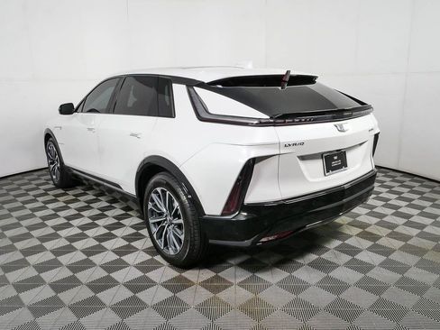 Used 2024 Cadillac Lyriq Sport AWD/4WD image 27