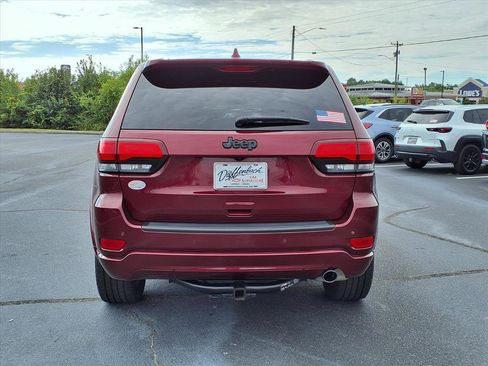 Used 2021 Jeep Grand Cherokee Laredo X image 17