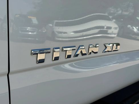 Used 2017 Nissan Titan S RWD image 43