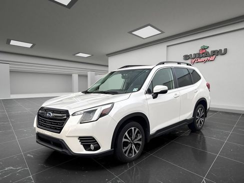 Used 2023 Subaru Forester Limited w/ Popular Package #2 AWD/4WD image 6