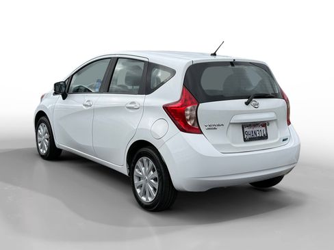 Used 2015 Nissan Versa Note S Plus FWD image 3