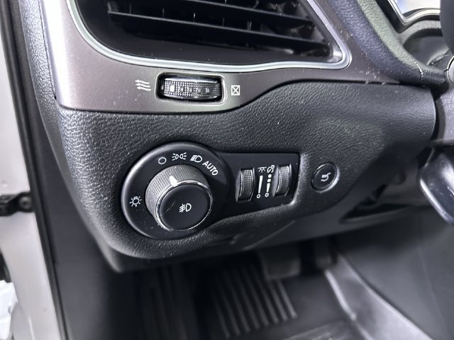 Used 2022 Jeep Cherokee Latitude Lux AWD/4WD image 18
