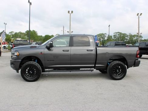 Used 2024 RAM 2500 Big Horn w/ Night Edition AWD/4WD image 6