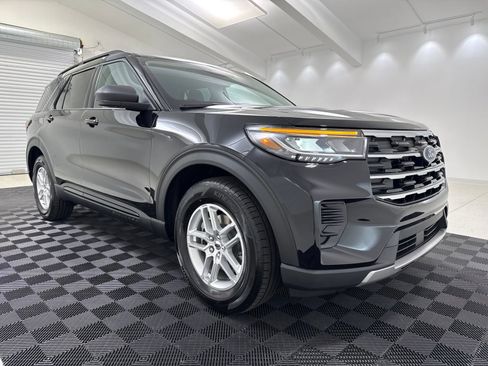 New 2026 Ford Explorer Active RWD image 1