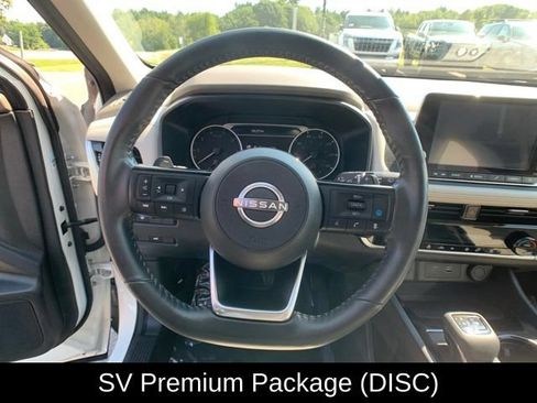 Certified 2023 Nissan Rogue SV w/ SV Premium Package AWD/4WD image 17