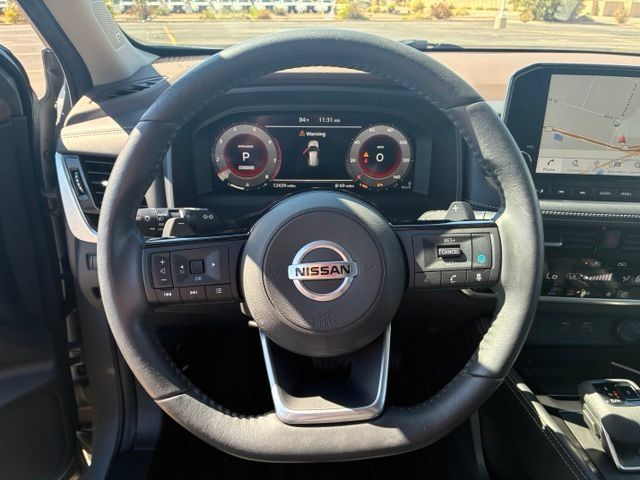 Certified 2021 Nissan Rogue Platinum FWD image 12