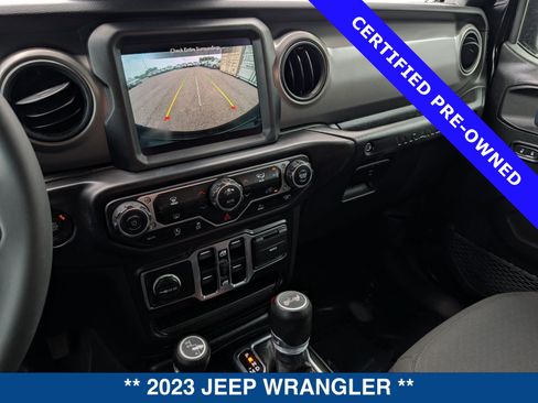 Used 2023 Jeep Wrangler Unlimited Sport AWD/4WD image 31
