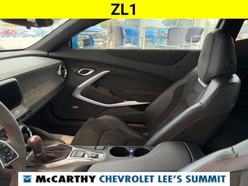 Used 2023 Chevrolet Camaro ZL1 RWD image 27