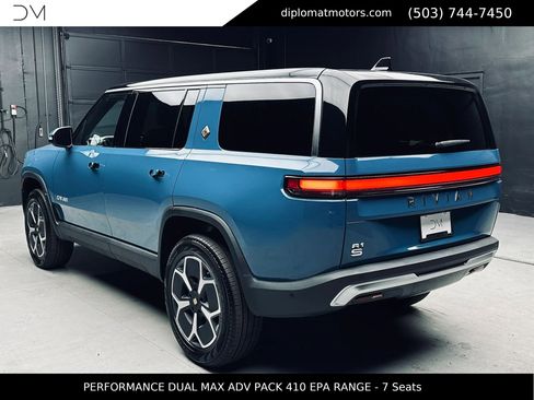 Used 2024 Rivian R1S Adventure AWD/4WD image 5