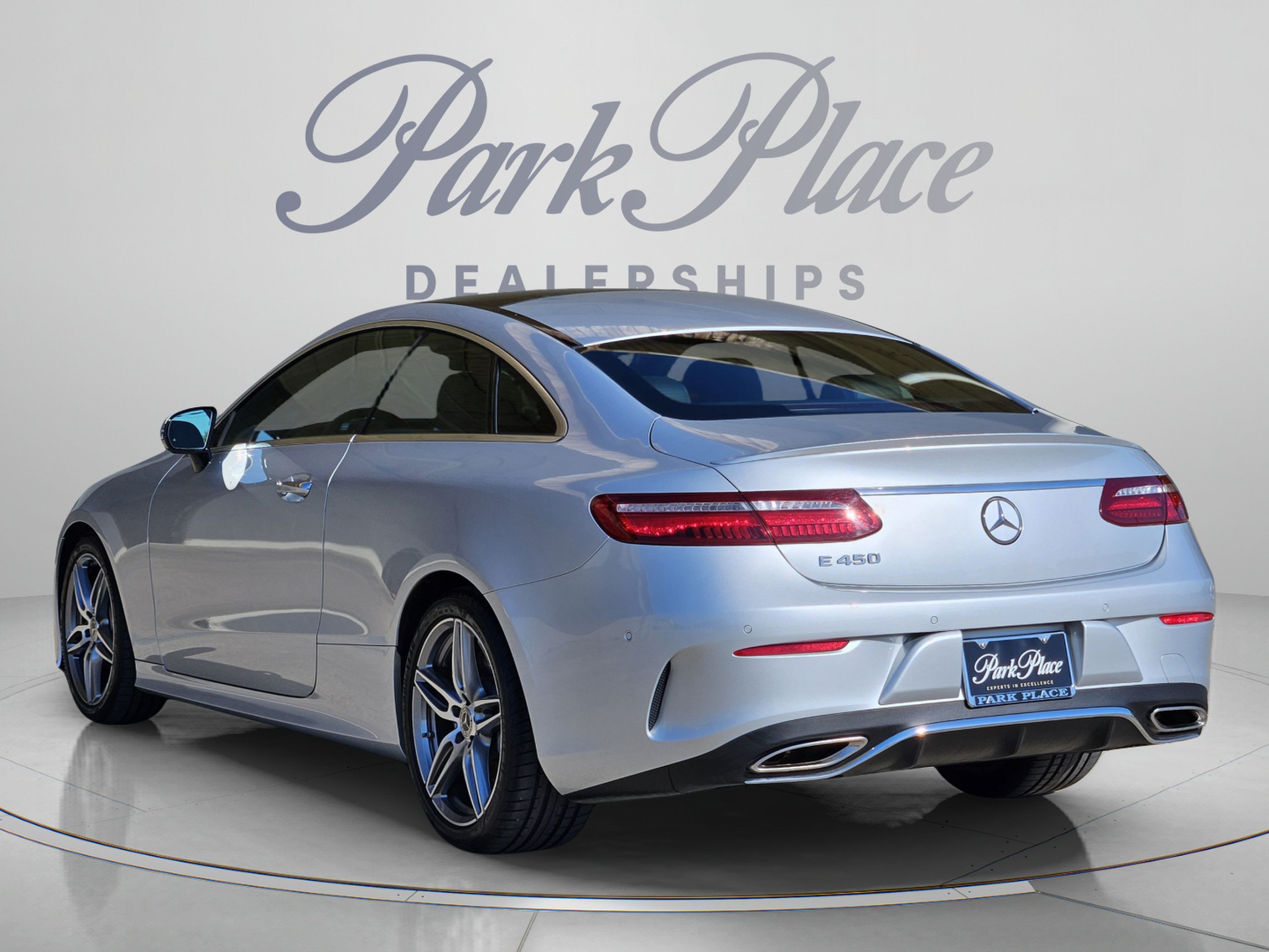 Used 2020 Mercedes-Benz E 450 Coupe image 3