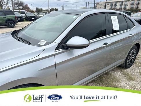 Used 2021 Volkswagen Jetta SE image 34