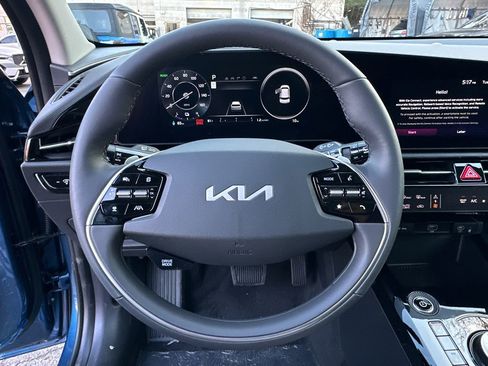 New 2026 Kia Niro Wind FWD image 22