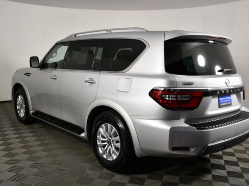 Used 2024 Nissan Armada SV AWD/4WD image 8