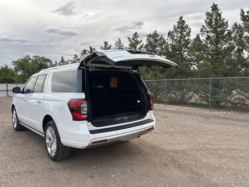 Used 2022 Ford Expedition Max Platinum AWD/4WD image 41