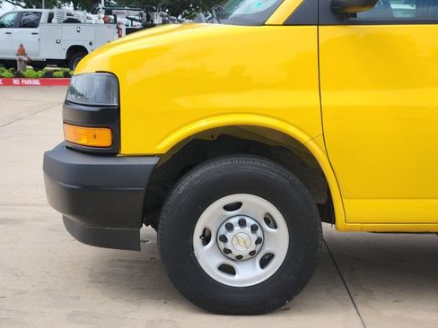 New 2025 Chevrolet Express 2500 RWD image 14