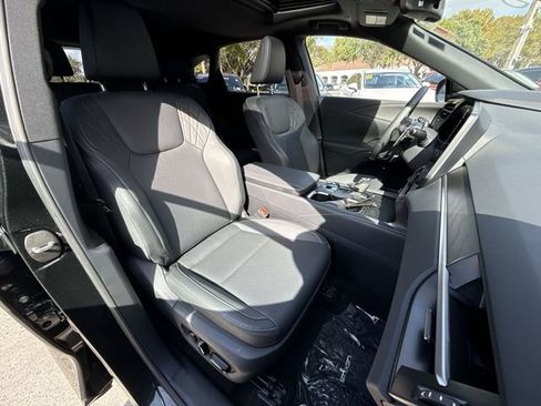 Certified 2025 Lexus RX 350 Premium w/ Accessory Package (K3) image 26