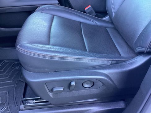 Used 2023 Chevrolet Tahoe High Country w/ Premium Package image 12